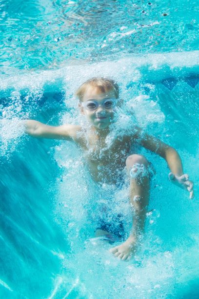 https://www.sacksteinlaw.com/2019/07/10/what-types-of-swimming-pool-injuries-and-accidents-can-occur/